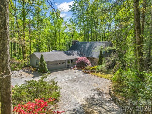 260 Tranquility Pl, Hendersonville, NC, 28739-8314 | Card Image
