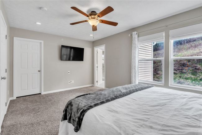 155 Rylie Dr, Townhouse with 3 bedrooms, 3 bathrooms and 2 parking in Harmony PA | Image 20