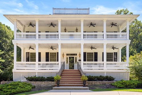 52214 Main Dr, Grand Beach, MI, 49117-8704 | Card Image