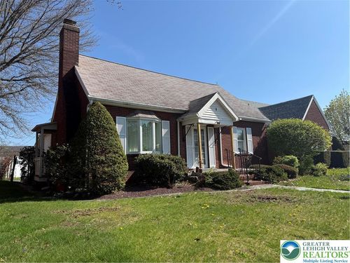 8 Meadow Avenue, Tamaqua Boro, PA, 18252 | Card Image