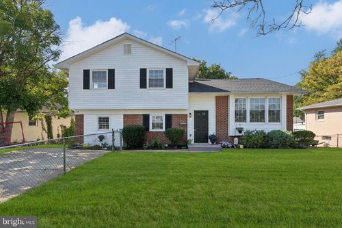 1174 Berkley Rd, GIBBSTOWN, NJ, 08027-1608 | Card Image