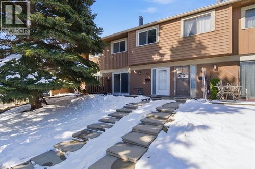 49-4940 39 Ave Sw, Calgary, AB, T3E6M7 | Card Image