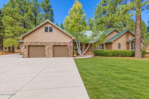 3005 S Surrey Ln, Flagstaff, AZ, 86005-9143 | Card Image
