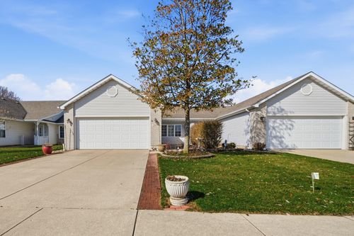 285 N Heather Lane, Crown Point, IN, 46307 | Card Image