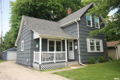 845 32nd Ave, Moline, IL, 61265-5955 | Card Image