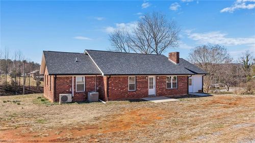 3480 N Nc Highway 16, Millers Creek, NC, 28651-8851 | Card Image