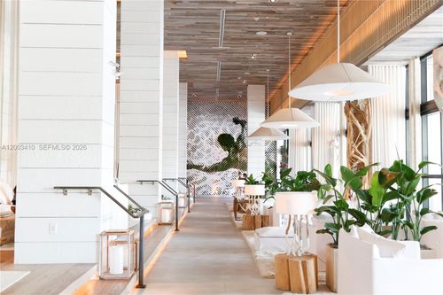 335-2301 Collins Ave, Miami Beach, FL, 33139-1610 | Card Image