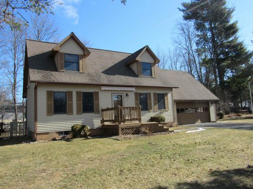 40 Jones Ct, Swanton, VT, 05488-1023 | Card Image
