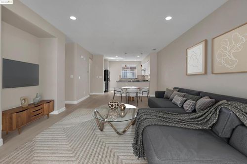 414 Palmer Ave, Hayward, CA, 94541-4391 | Card Image