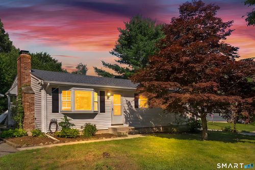 3 Beechwood Rd, Oakdale, CT, 06370-1704 | Card Image
