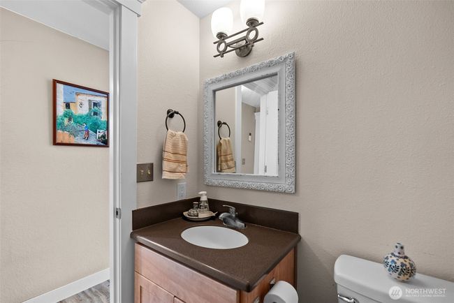 Main floor half bath | Image 15