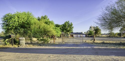 1919 Autumn Way, Ridgecrest, CA, 93555 | Card Image