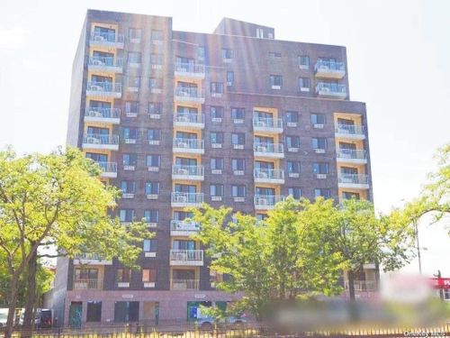 10b-70-26 Queens Boulevard, Woodside, NY, 11377 | Card Image