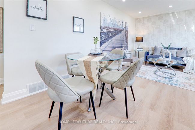 702 Emerson Ave, House other with 5 bedrooms, 2 bathrooms and 2 parking in Oshawa ON | Image 5