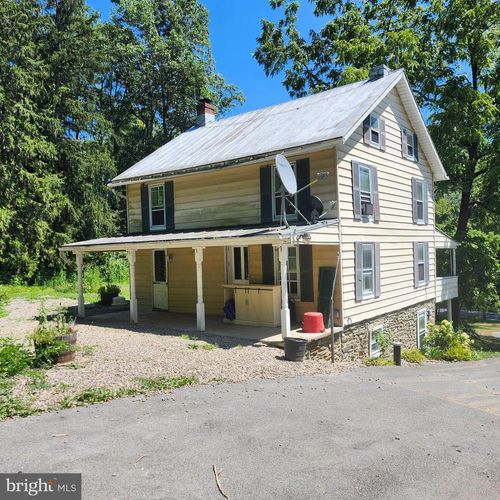 1754 Route 143, LENHARTSVILLE, PA, 19534-9439 | Card Image