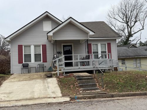 406 Avery Ave, Dyersburg, TN, 38024-3901 | Card Image