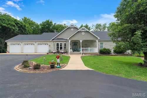 1520 Fenton Hills Rd, Fenton, MO, 63026-3209 | Card Image