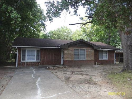 2720 Broadmoor Dr, Columbus, GA, 31903-3522 | Card Image