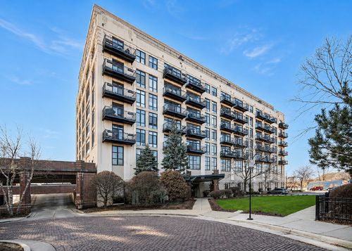 704s-1524 S Sangamon St, Chicago, IL, 60608-2252 | Card Image