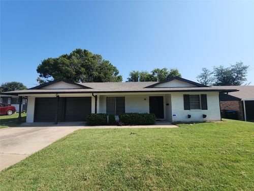 3013 San Marcos Dr, Fort Worth, TX, 76116-4830 | Card Image