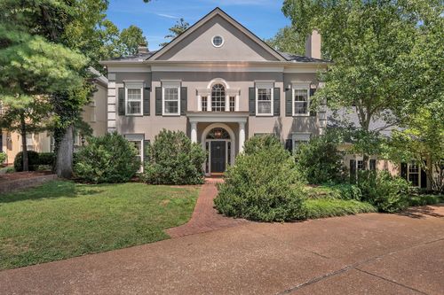 102 Bellebrook Cir, Nashville, TN, 37205-4442 | Card Image