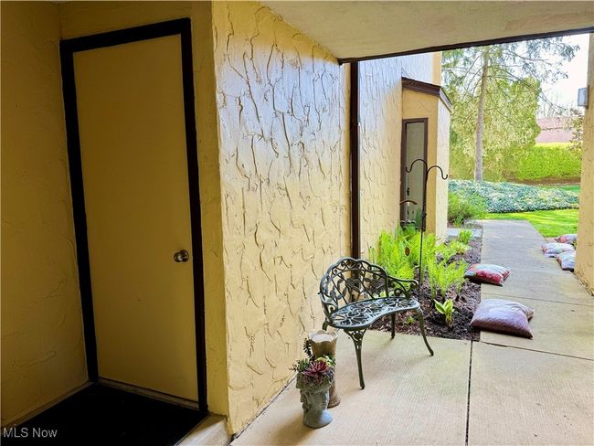 953 Hampton Ridge Dr, Condo with 2 bedrooms, 2 bathrooms and null parking in Akron OH | Image 39