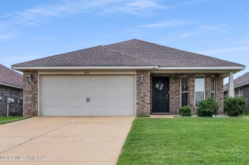 8898 Kathryn Grace, Southaven, MS, 38671-6469 | Card Image