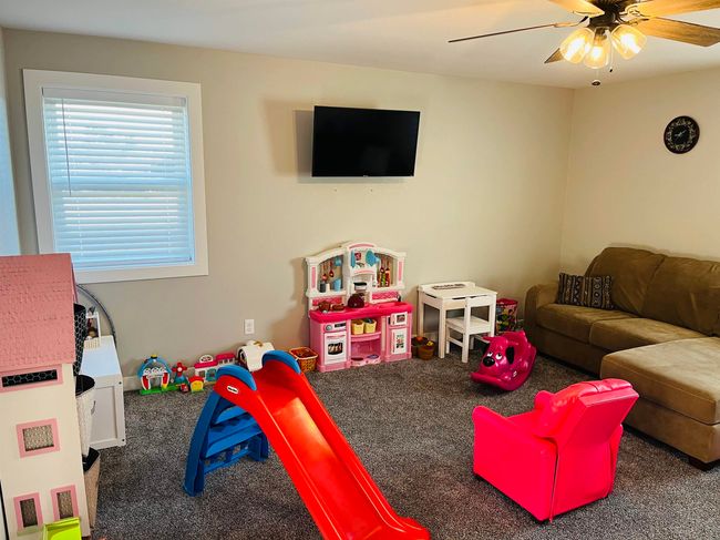 1477 145 Th St, House other with 5 bedrooms, 2 bathrooms and null parking in Fort Atkinson IA | Image 18