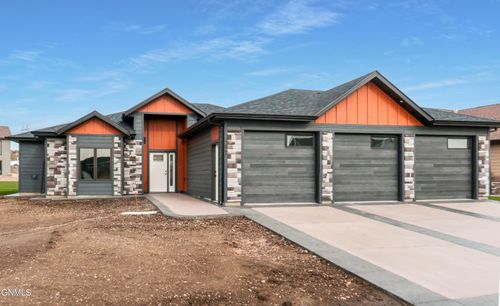 407 Flint Dr, Bismarck, ND, 58503-5728 | Card Image