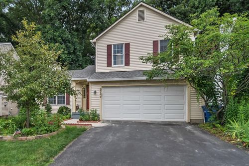 8747 Olenbrook Dr, Lewis Center, OH, 43035-8706 | Card Image