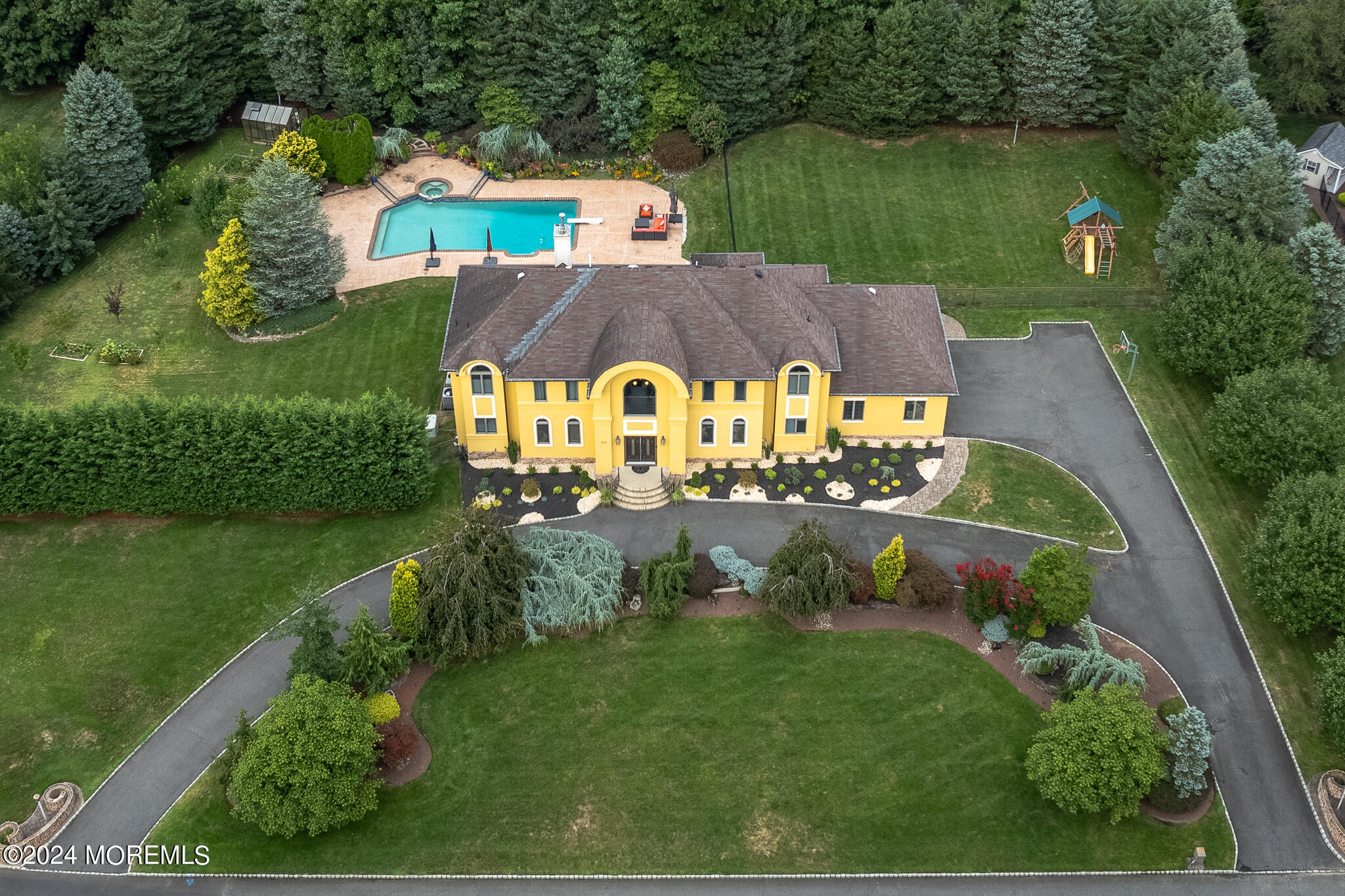 Turquoise Trl, Morganville, NJ 07751