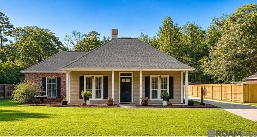 10653 Ray Dr, Denham Springs, LA, 70706-0408 | Card Image
