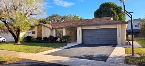 11516 Sw 54th St, Cooper City, FL, 33330-4223 | Card Image