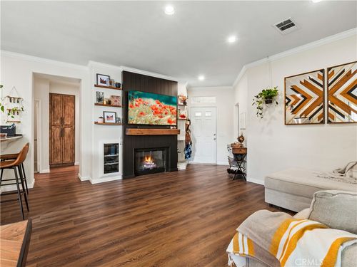 17965 Lost Canyon Rd, Canyon Country, CA, 91387-8284 | Card Image