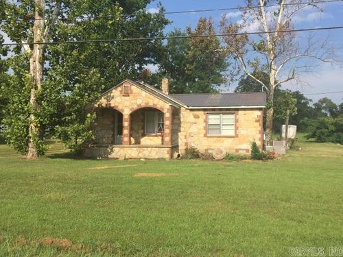 301 Mchue Rd, Southside, AR, 72501-8884 | Card Image