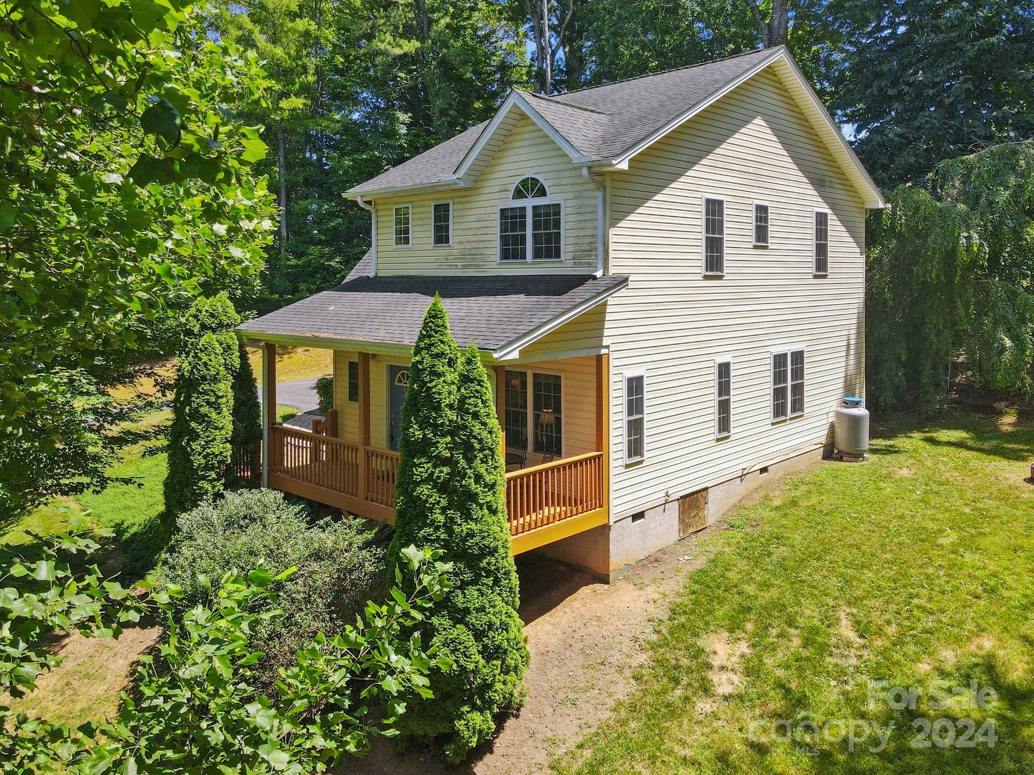Idora Dr, Alexander, NC 28701