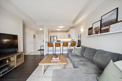 403-2 Colonial Dr, Guelph, ON, N1L0K8 | Card Image