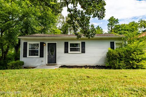 410 Landau Dr, Maryville, TN, 37801-4728 | Card Image