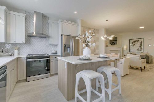 80 Lucas Common Nw, Calgary, AB, T3P2B4 | Card Image