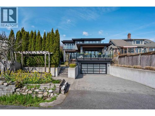 1468 Kings Ave, West Vancouver, BC, V7T2C9 | Card Image