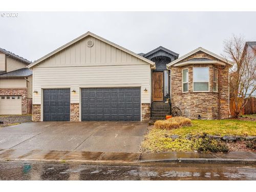 525 E 17th Cir, La Center, WA, 98629-5598 | Card Image