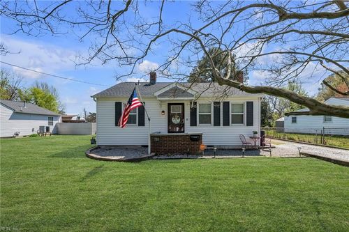 710 James Dr, Newport News, VA, 23605-2316 | Card Image