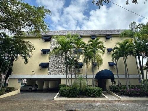 apt-101-427 Santander Ave, Coral Gables, FL, 33134-6590 | Card Image