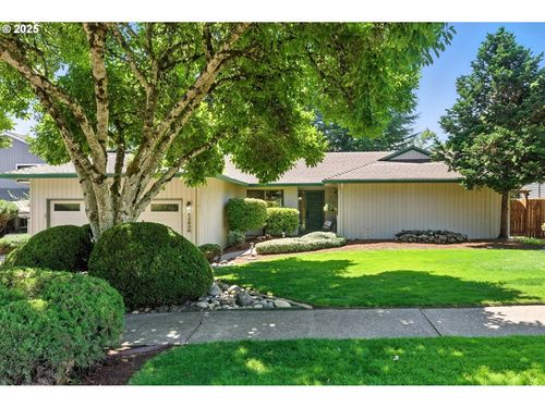 13850 Sw Martingale Ct, Beaverton, OR, 97008-7217 | Card Image