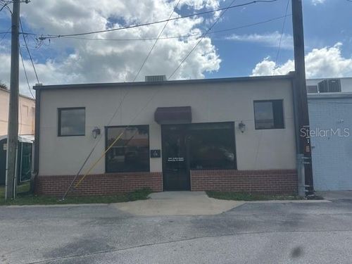 110 S Collins St, PLANT CITY, FL, 33563-5530 | Card Image