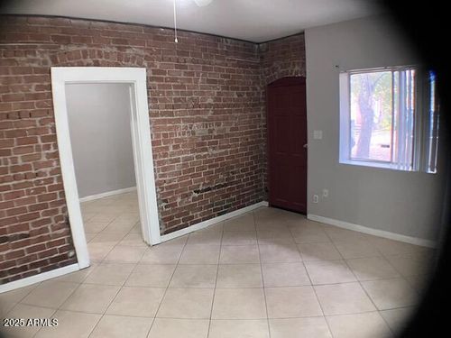 3-633 N 6th Ave, Phoenix, AZ, 85003-1571 | Card Image