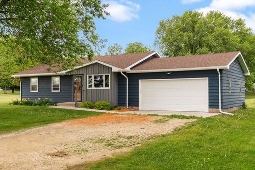 3025 W Beloit Newark Rd, Beloit, WI, 53511-8675 | Card Image