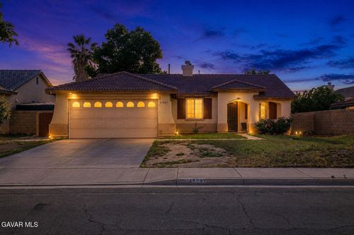 45827 Caledonia Court, Lancaster, CA, 93534 | Card Image