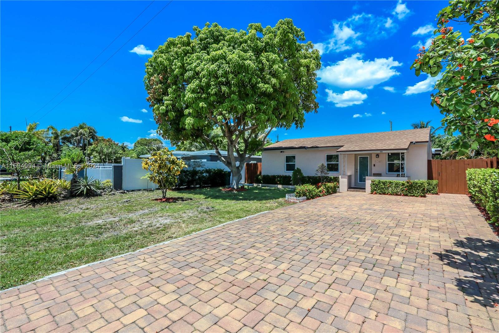 5th Ave, Fort Lauderdale, FL 33311