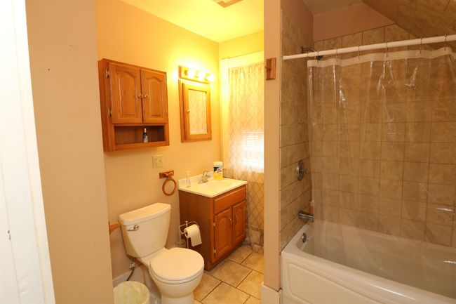 31 - 27-31 Currier St, House other with 5 bedrooms, 4 bathrooms and null parking in Barre VT | Image 6